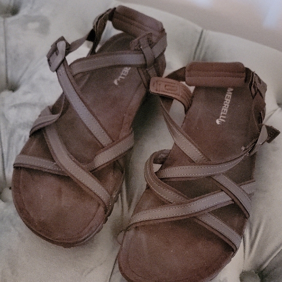Merrell Dark Brown Strappy Sandals - Picture 1 of 4